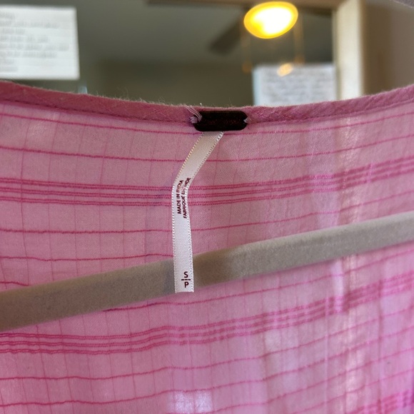 We The Free Vibrant Pink Blouse - Picture 4 of 6